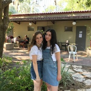 Meet your Posher, Eden